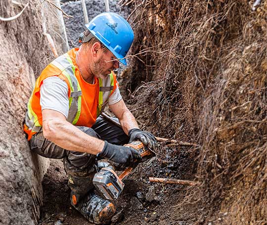 Water Inlet Thawing Montreal, Excavation